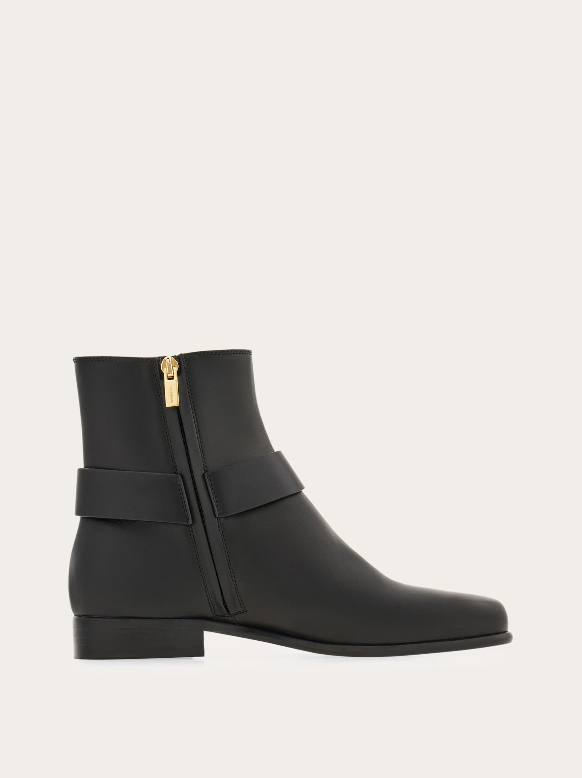 Ferragamo Gancini ornament ankle boot - Image 4
